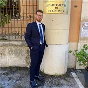 Neolaureato in Economia Aziendale (management/amministrazione delle
aziende pubbliche) presso l'Università degli Studi di Foggia. 
Maturità scientifica ( ho frequentato il liceo scientifico) e ho l'attestato del pef (percorso educativo e formativo) per l'